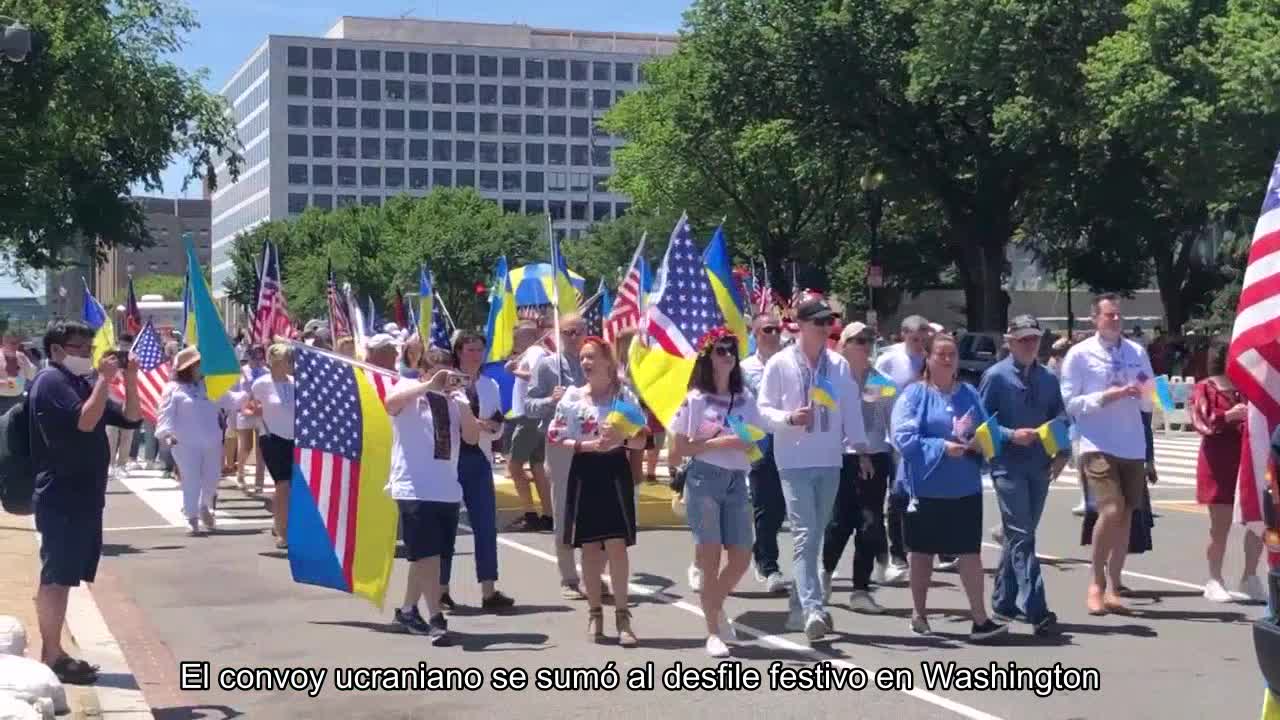 La columna ucraniana se unió al desfile festivo en Washington en el Día de la Independencia de Esta