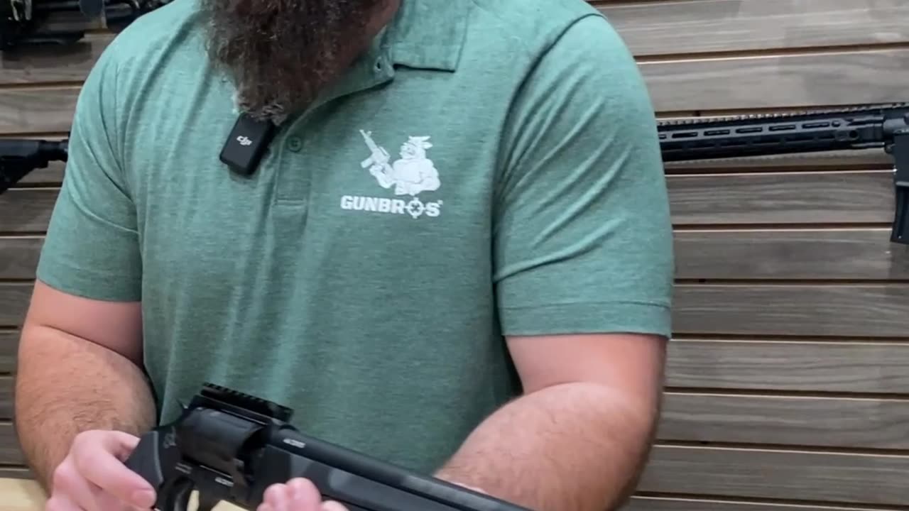 The Long Barreled Shotgun Revolver 👨⚖️