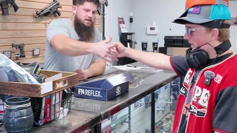 How a GEN Z SHOPS FOR GUNS!