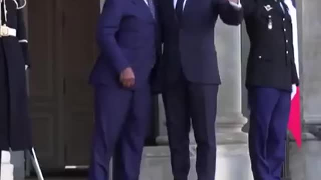 Emmanuel Macron (President of France) saves Gabon president from ridicule.