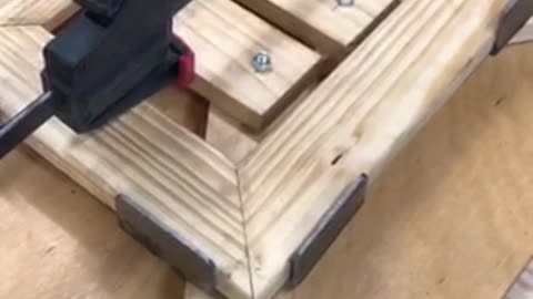 Picture Frame Clamp with Actual Frame