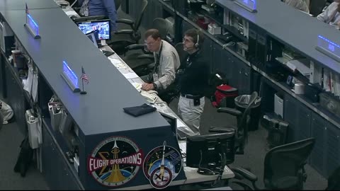 Space Station Astronaut Takes Social Media Questions