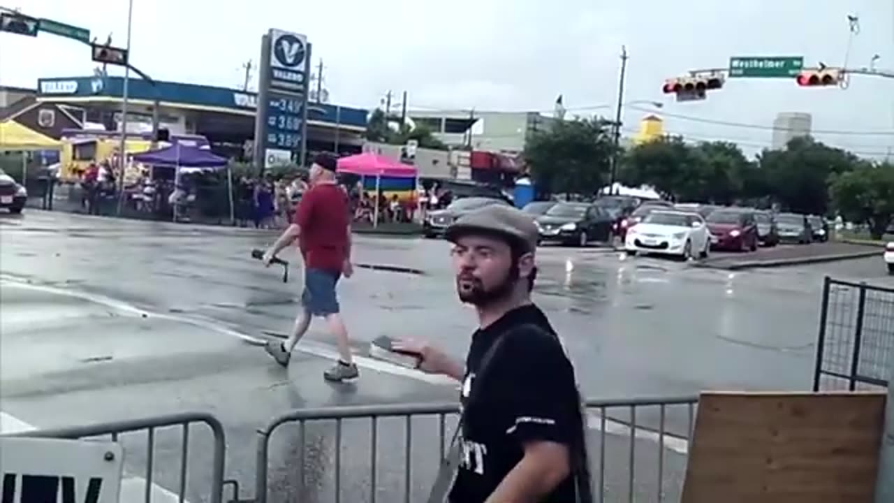 Street Preaching @ Houston Parade Jesse Morrell Open Air Preaching Houston QDOlp