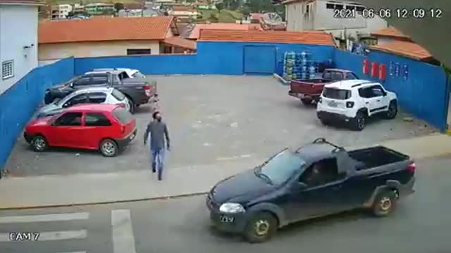 Very funny accident