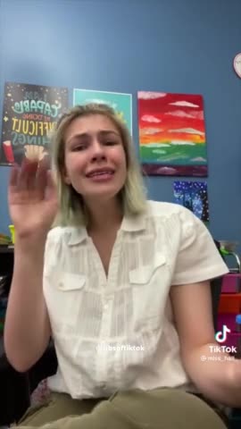 4th Grade Teacher Goes On Tik Tok To Reveal How She Spreads LGBTQ+ Propoganda
