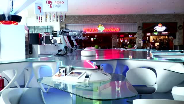 This Dubai cafe is staffed entirely by robots