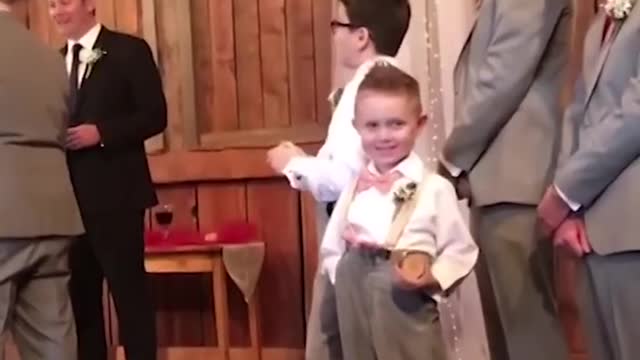 Kids add some comedy to a wedding! - Ring Bearer Fails