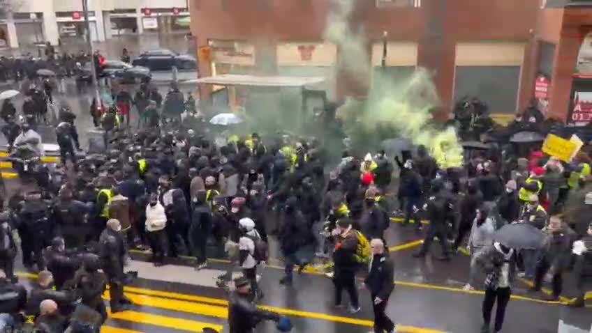 France Protesting after Macron wanting to piss off the unvaxxed