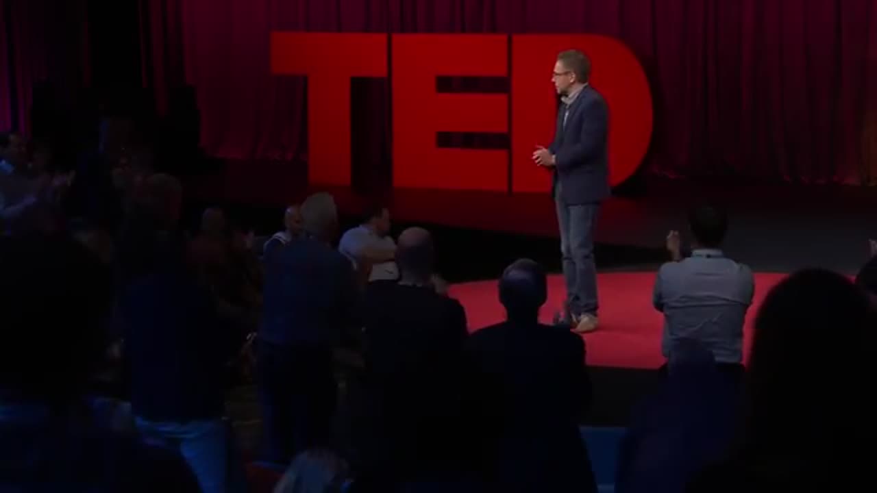 What Can We Learn From Experts Gamblers?