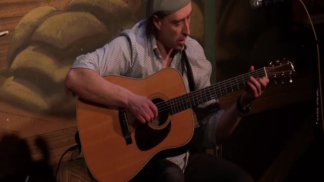 Clinton Pelletier performs Bach Prelude on Guitar live at The Coffee Gallery Backstage