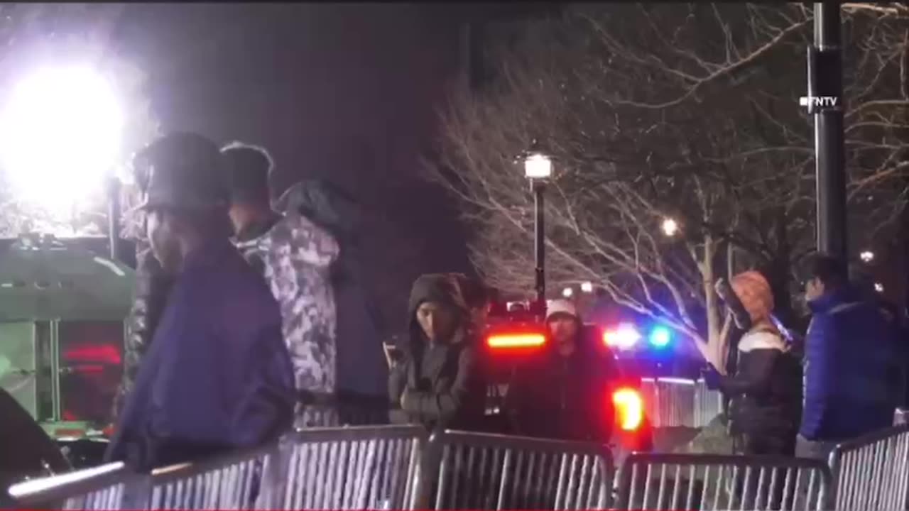 Arrests at migrant shelter with massive police response at Randall Island