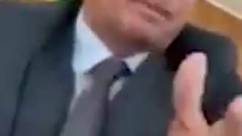 Bolsonaro da recado