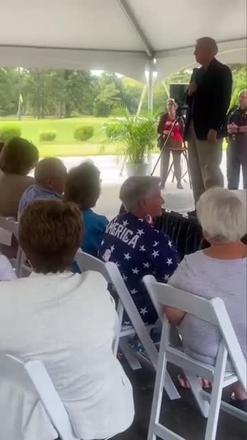 Lindsey Graham tries to compare COVID vaccine mandates to measles