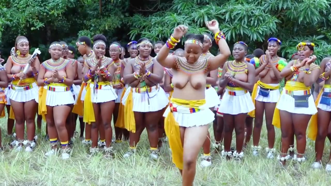 Zulu Girls Dance