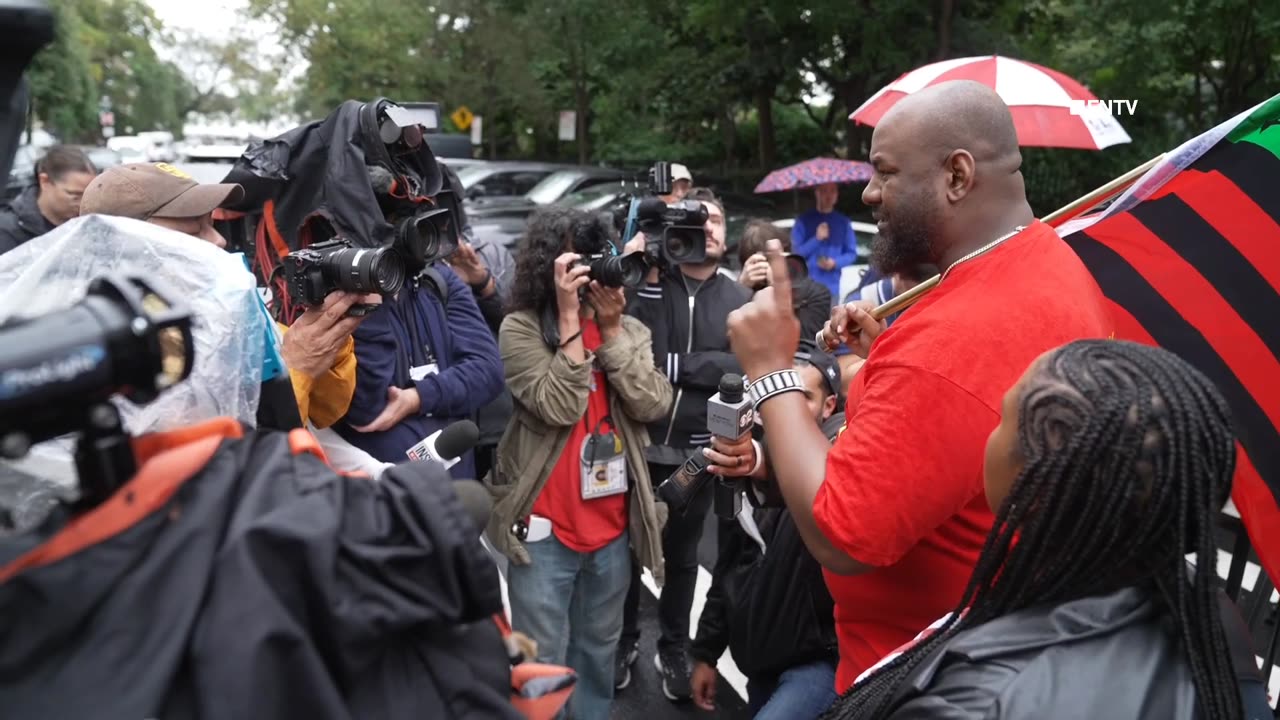 "Resign! Resign!" BLM Protesters Chant at Mayor Eric Adams - Press Conference after Indictment