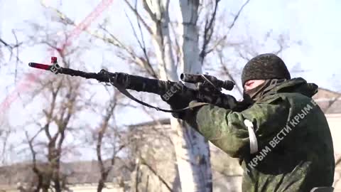 UKRAINE: DPR Cleaning Mariupol