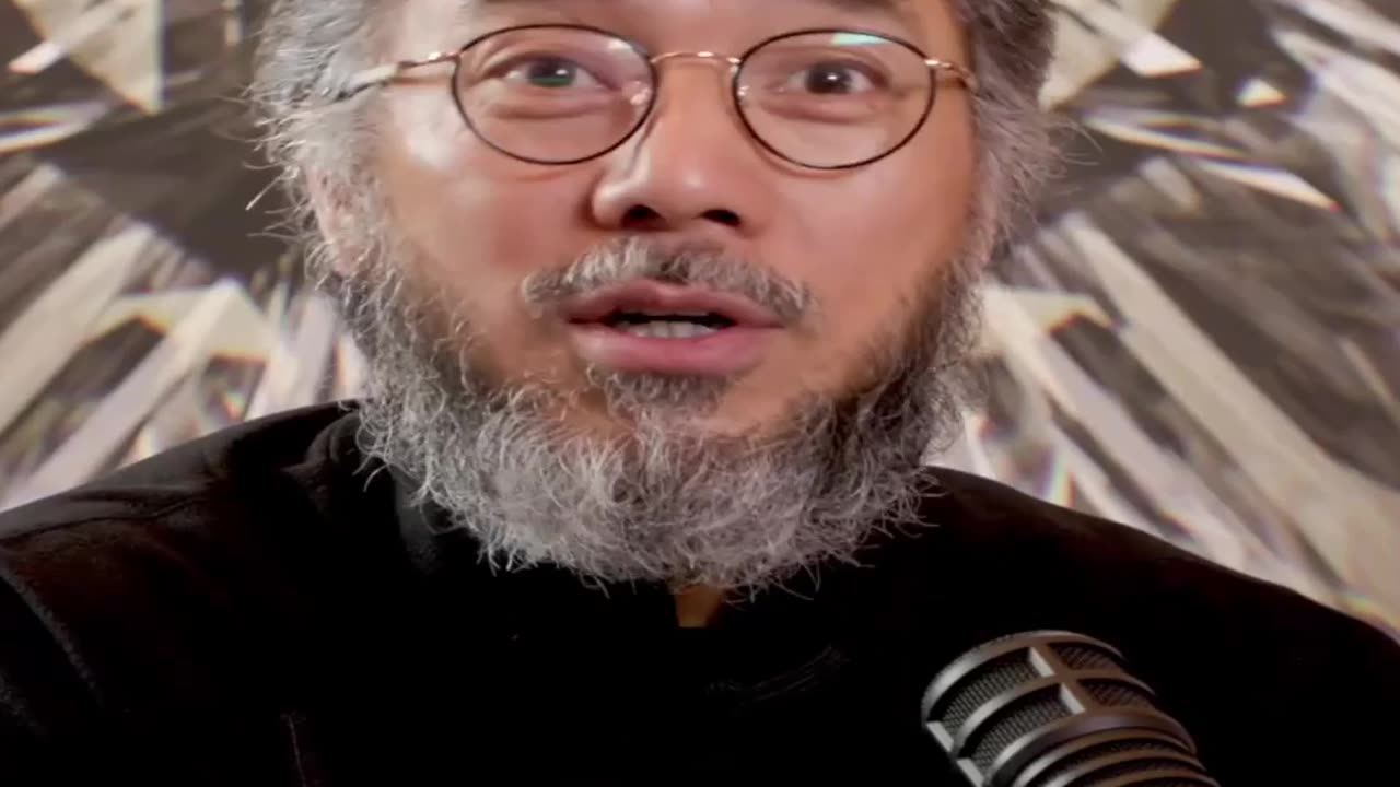 20230312文贵先生直播： #习近平（习死皇）过不了2025，会突然死亡！50-60%概率 #疾病（颈椎）；40%概率是党内推翻（ #韩正、 #王岐山）！