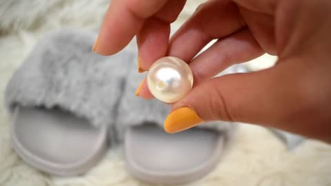 DIY FURRY PEARL SLIDES