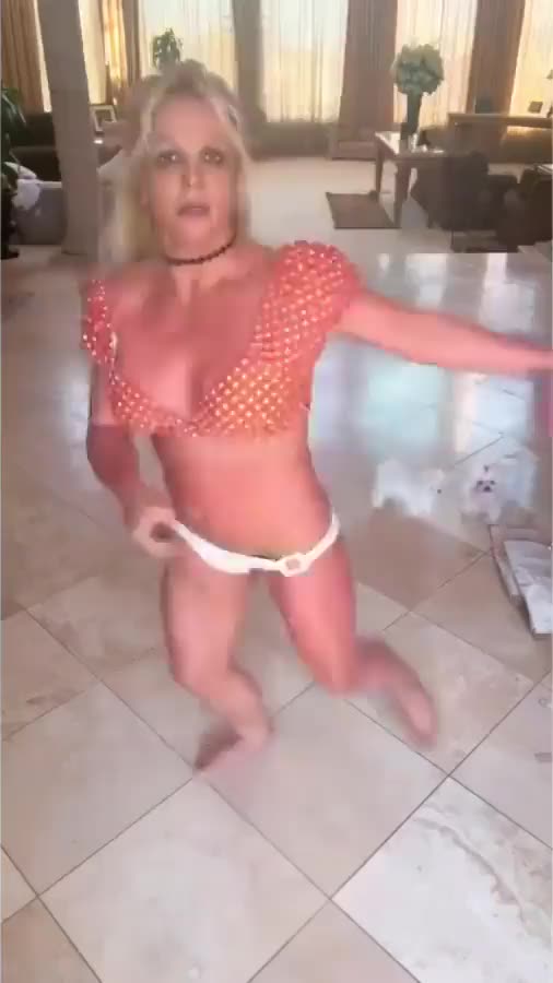 What the hell is wrong with Britney Spears?