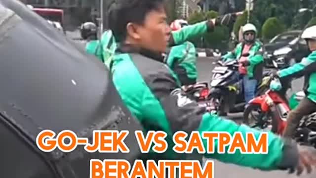 Gojek vs satpam