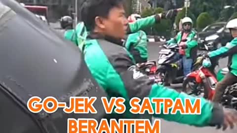 Gojek vs satpam