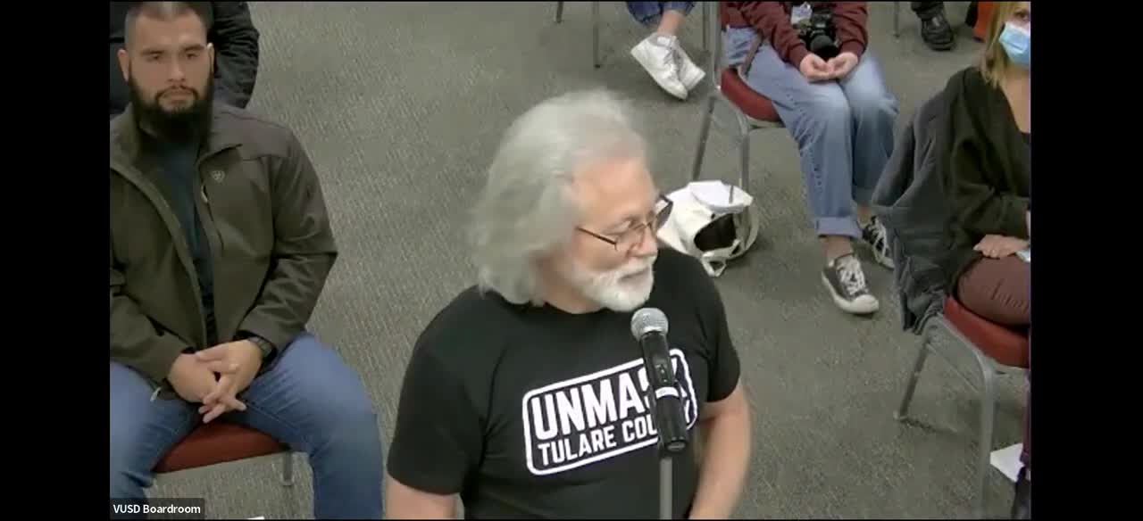 Public Praying for School Board