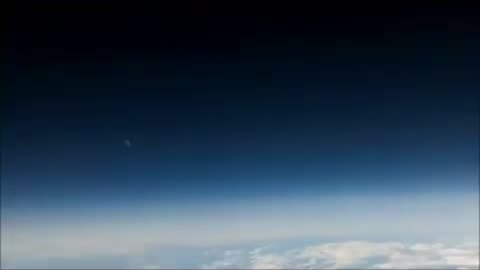 High Altitude Balloon Flight / No Fish Eye Lens