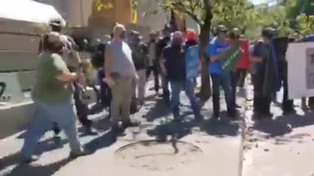 BLM & Antifa Riots 2020 - 2020-08-22-21-36-48-Portland.mp4