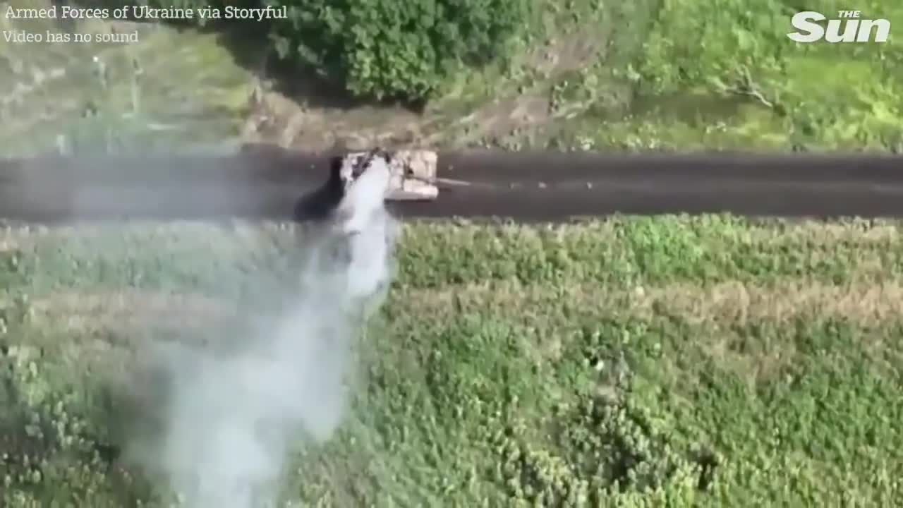 Moment Ukrainian Armed Forces obliterate Russian tank in Kharkiv Oblast with Javelin missile