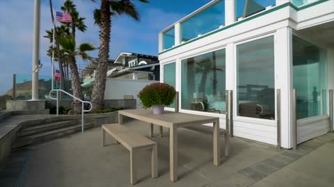 Captivating Beachfront Home in Del Mar California