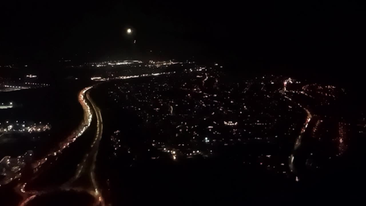 Landing a Plane in the Dark - Swiss Air at Birmingham Airport, UK Pt.1