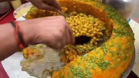 World famous Mumbai ragdaa chaat