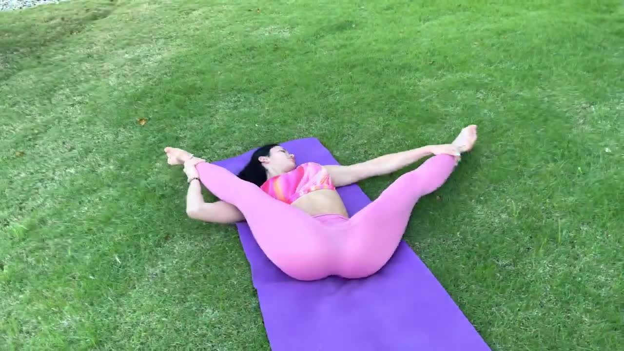 Pt2 Yoga Pose Workout, flexibility Total Body Warm up in A warm sun ☀