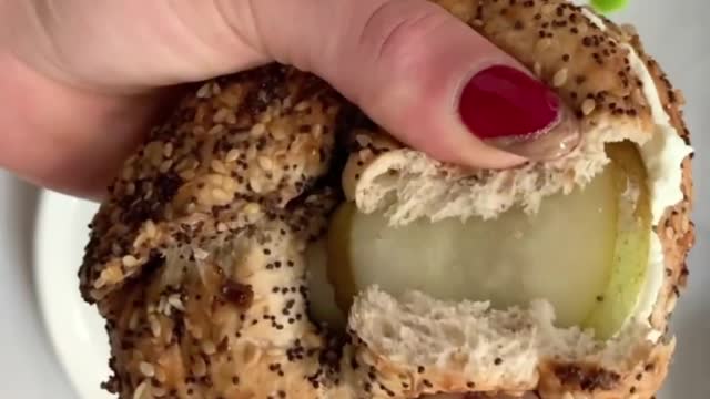 Goat Cheese Maple Pear Bagel 🥯 🍐for more delicious low carb recipe