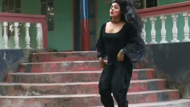 শিউলী সেক্সি উতালপাতাল হট কাভার ডান্স ভিডিও। Sheuli new cover dance video 2021