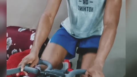 30 minutes of non-stop indoor cycling workout and fitness