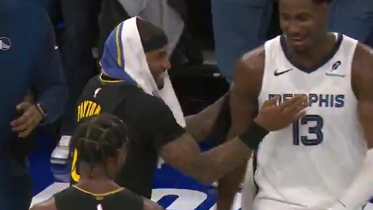 NBA - "I need a better pass..." Gary Payton II to a young fan in warmups 😆