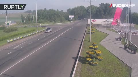 Rusija: Kamion se zabio u znak, vozač poginuo na mjestu