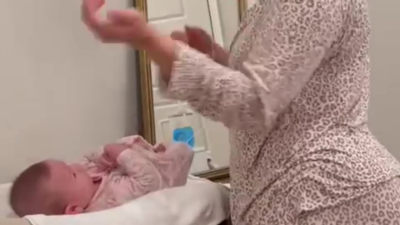 yt1s.com - morning routine of a new mom with 3 month baby_480p