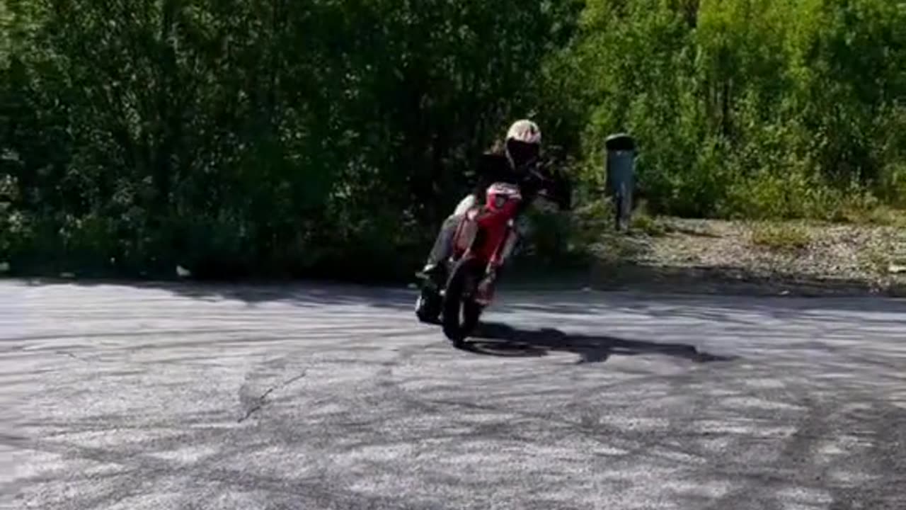 Super moto