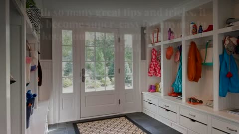 How to Keep Your Entry & Mudroom Organised