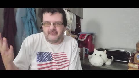 Jen psaki on looters.