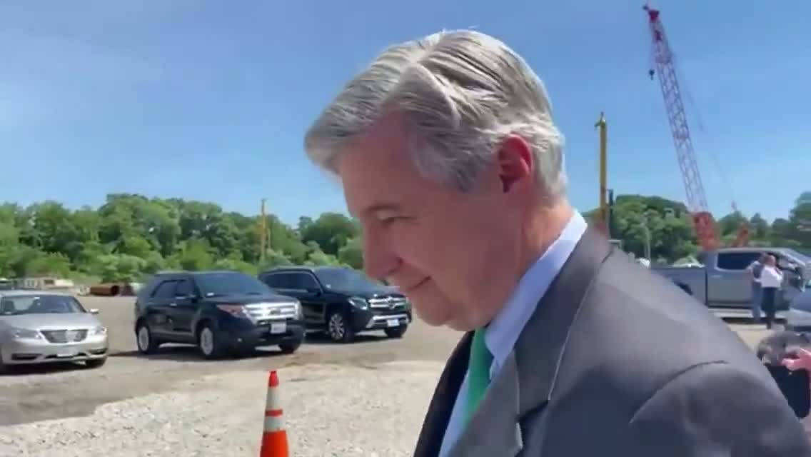 Sen. Sheldon Whitehouse Defends Membership At All-White Beach Club