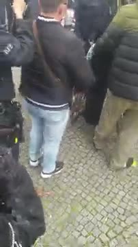 Polizei Rollstuhlfahrer