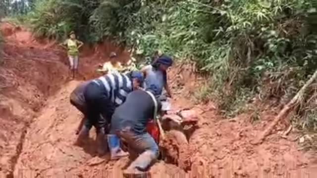 THIS PLACE NEED .SOMETHING .