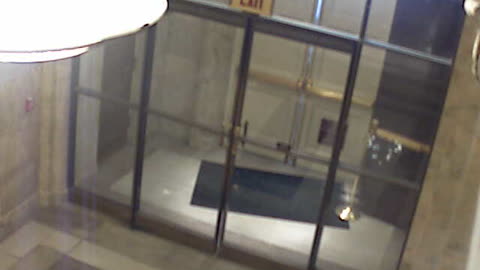 0179USCH01MemorialDoorInterior_2021-01-06_11h05min58s393ms.mp4