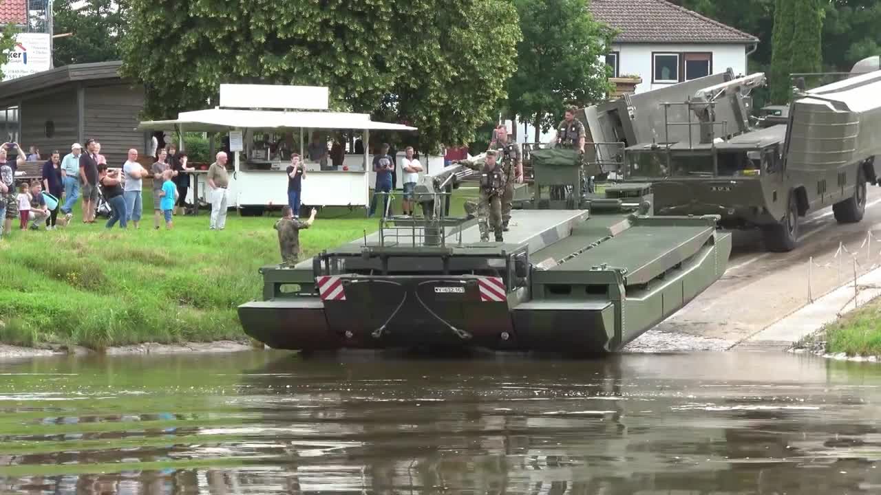 Scooter driver with ship launch