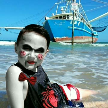 Creepy Kid in the Ocean