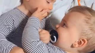 Hilarious, pacifier hacking or exchange ?!!