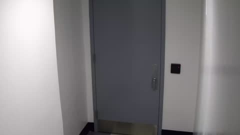 6171RHOBG2G202BStairwaySide_2021-01-06_04h00min01s003ms.mp4